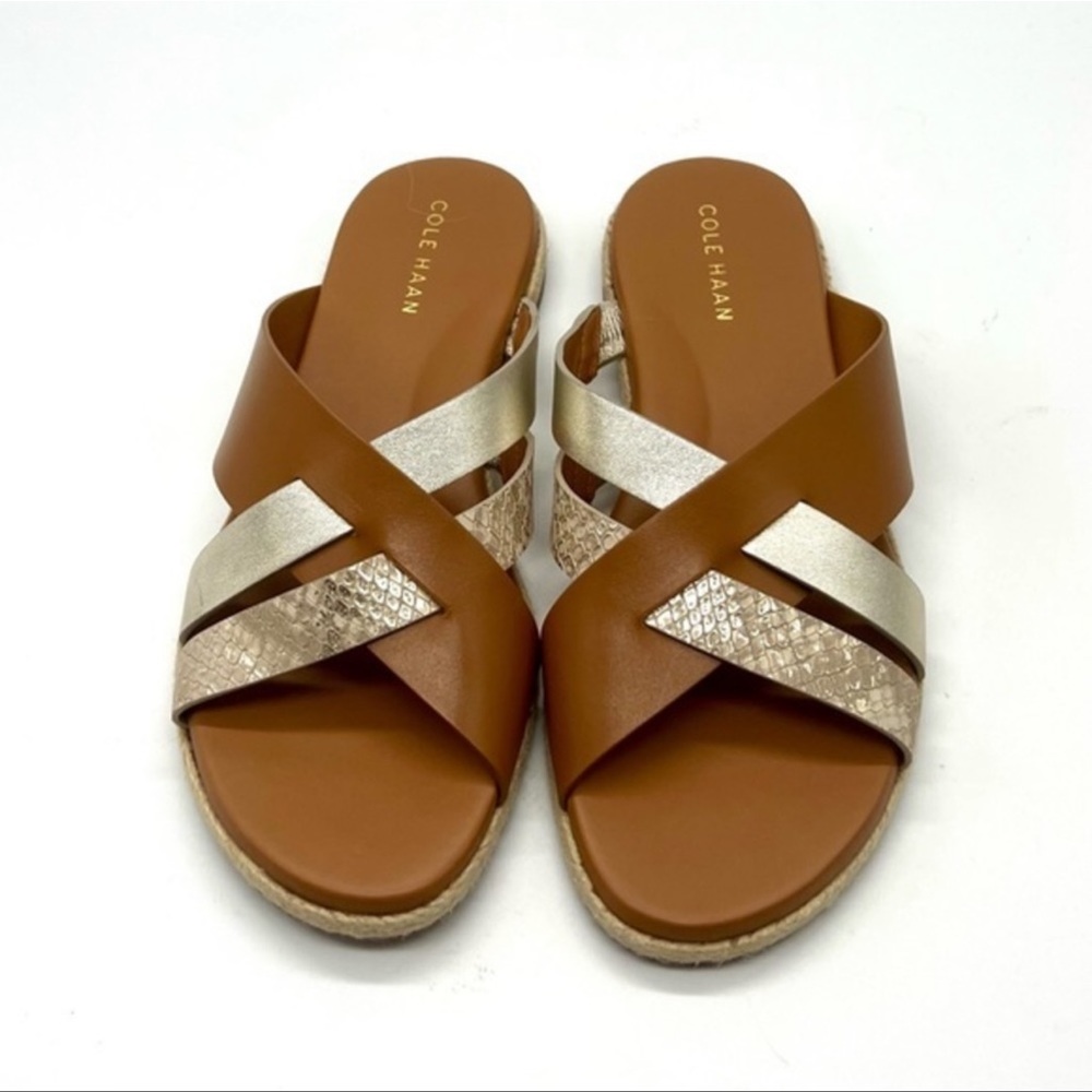 ✨NEW IN BOX ✨ Cole Hann gold brown sandals